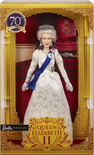 Miniatura 6 de Muñeca Barbie Signature Reina Isabel II Jubileo de Platino con vestido marfil, cinta, corona y guantes, con soporte para muñeca, regalo
