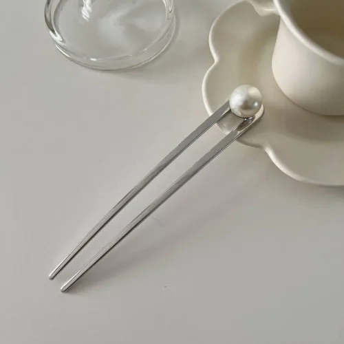 Miniatura 4 de Paquete de 2 palitos para el cabello para moños, pinzas para el cabello en forma de U, horquilla de perlas para mujer, accesorio para el cabello