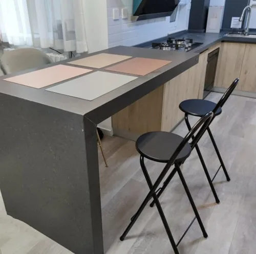 Miniatura 5 de Taburetes de bar modernos para desayuno, taburete plegable de madera con reposapiés trasero, taburete de bar plegable, altura de 26 pulgadas/28