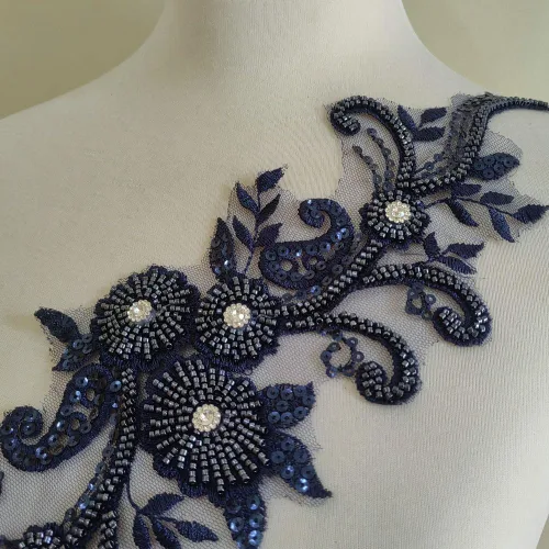 Miniatura 2 de Apliques de encaje con cuentas 3D Luz Lujo Ropa Collar Ramillete Bordado Accesorios (azul oscuro)