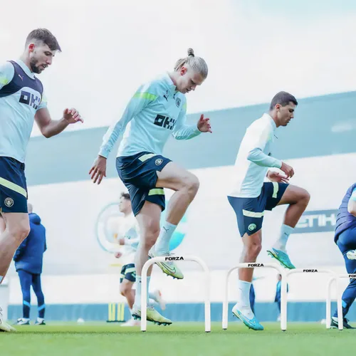 Miniatura 7 de FORZA Arcos de paso de fútbol profesional Juego de 4 objetivos de fútbol de nivel élite para mejorar las técnicas y la precisión de los pases