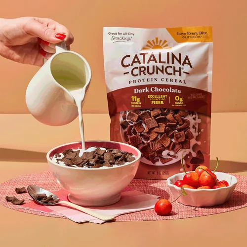 Miniatura 6 de Catalina Crunch Dark Chocolate - Cereal apto para dietas cetogénicas, bajo en carbohidratos, sin azúcar, gluten ni granos, snacks veganos