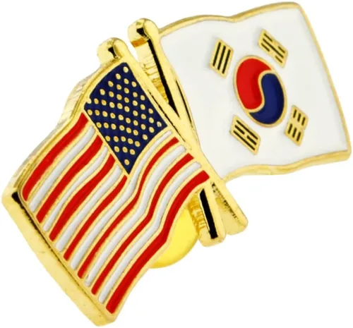 Miniatura 88 de PinMart Pin de solapa esmaltado con bandera de la amistad cruzada de Estados Unidos y el mundo