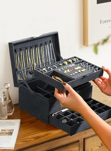 Miniatura 5 de Joyeros para mujer, organizador de joyas de terciopelo gris con cerradura, organizadores de joyas para adolescentes, organizador de joyas
