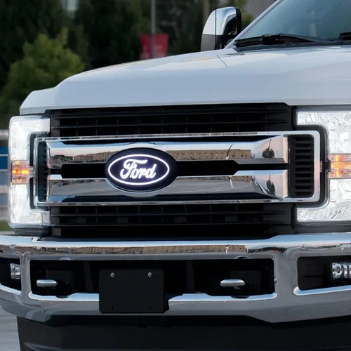 Miniatura 4 de Putco Luminix Emblema de rejilla ovalada con luz LED blanca - Compatible con Ford F250, F350, F450 17-25 sin cámara