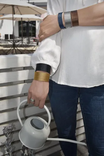 Miniatura 3 de Brazalete de cable Essentials de 16 filas, pulseras de acero inoxidable para mujer, brazaletes para mujer, pulseras para mujer