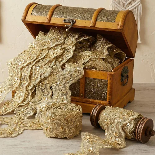 Miniatura 2 de IDONGCAI Cinta metálica de lentejuelas 3D con ribete de encaje dorado vintage para alteraciones de vestidos de novia, manualidades de cabaña