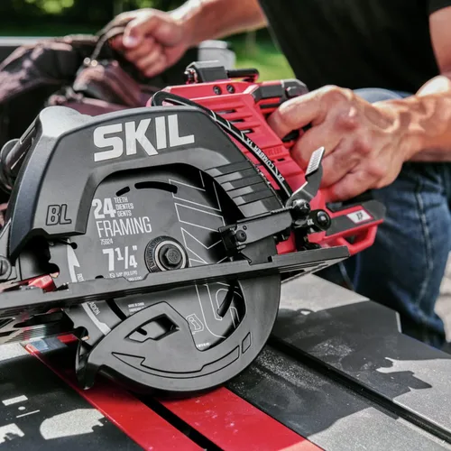 Miniatura 8 de SKIL 2x20V PWR CORE 20 Kit de sierra circular sin escobillas de 7-1/4 pulgadas con mango trasero incluye dos baterías de 5.0Ah y cargador de salto