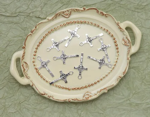 Miniatura 5 de 50 dijes de cruz de Jesús para pulseras, pequeños de 0.9 x 0.5 in, colgantes de metal vintage para hacer joyas, collares, aretes, llavero