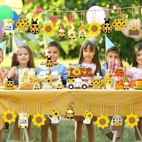 Miniatura 5 de Paquete de 48 adornos de gnomo de girasol para árbol de verano, colgante de madera con flores amarillas, decoraciones de fiesta de verano, recuerdos