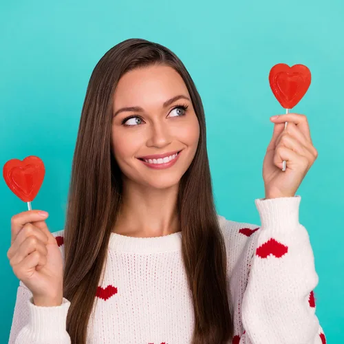 Miniatura 3 de Paletas rojas para el día de San Valentín, con doble forma de corazón, sabor a cereza, Kosher Parve, envueltas individualmente, (media libra)