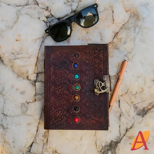 Miniatura 5 de Libro de sombras de cuero vintage, cuaderno sobrenatural con siete piedras de gemas de chakras, cristales curativos, el mejor regalo para hombres