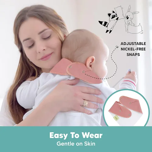 Miniatura 9 de KeaBabies 8 unidades de baberos tipo bandana orgánicos para niñas - Baberos tipo triángulo súper absorbentes para bebés que babean y están en Pastel