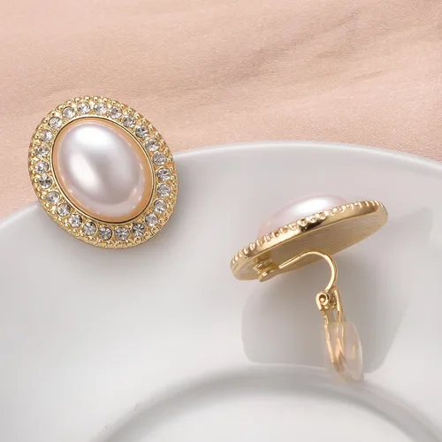 Miniatura 45 de Yoursfs Aretes de clip de perlas blancas grandes para mujer, chapados en oro de 18 quilates, hipoalergénicos, sin perforaciones, joyería brillante