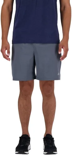 New Balance Pantalón corto Sport Essentials para hombre de 7"