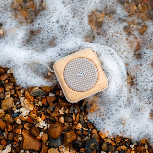 Miniatura 6 de House of Marley Roots - Altavoz Bluetooth, inalámbrico portátil, IP67 impermeable, 10 horas de reproducción, carga rápida, par de fiesta, Crema