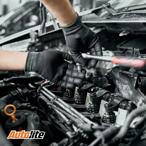Miniatura 5 de Autolite Iridium XP - Bujías de repuesto automotrices, XP5503 (paquete de 4)