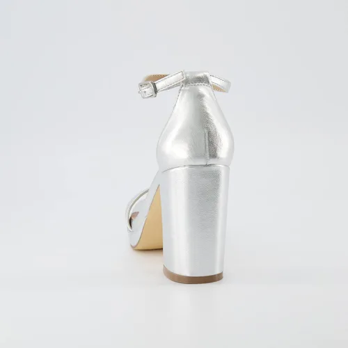 Miniatura 5 de CUSHIONAIRE Sandalia Grammy de plataforma con tacón de bloque de una banda para mujer + espuma viscoelástica, anchos disponibles