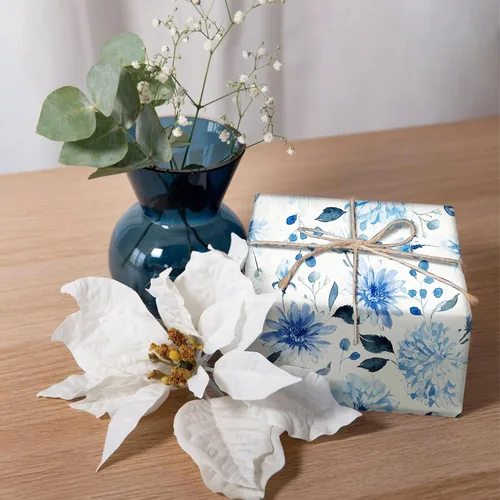 Miniatura 5 de SaringSwoon Papel de regalo floral azul y blanco para mujeres y niñas, envoltura de regalo de acuarela con diseño de flores azules para cumpleaños