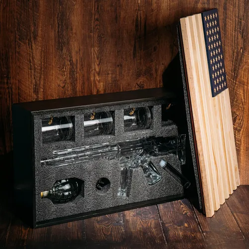 Miniatura 2 de AR15 Juego de decantador de pistola de whisky – Juego de 33.8 fl oz – Caja de regalo de bandera estadounidense y vasos de bala, enfriadores