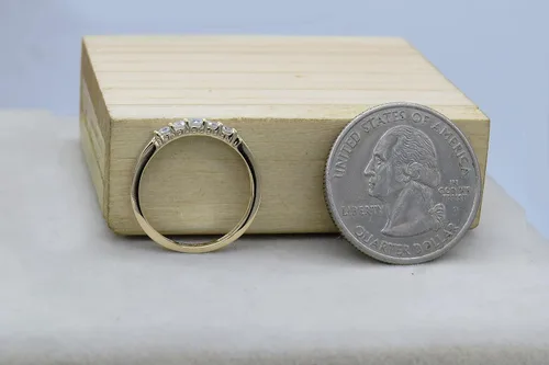 Miniatura 165 de Dazzlingrock Collection Anillo de boda redondo de 5 piedras preciosas o diamantes para mujer en oro macizo de 10 K/14 K/18 K