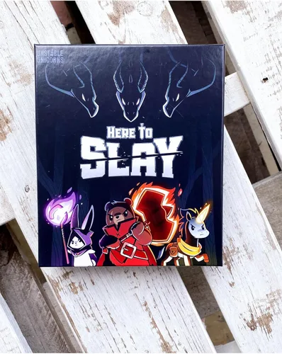 Miniatura 2 de Unstable Games Juego de Cartas Here to Slay - Juego de Estrategia de Aventura y Fantasía para 2-6 Jugadores, Edades de 10 Años en Adelante - Juego