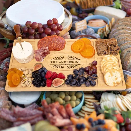 Miniatura 4 de Andaz Press Tablero de charcutería personalizado XL, bandeja de madera de bambú grabada con grabado personalizado Art Deco, tabla de queso, tabla