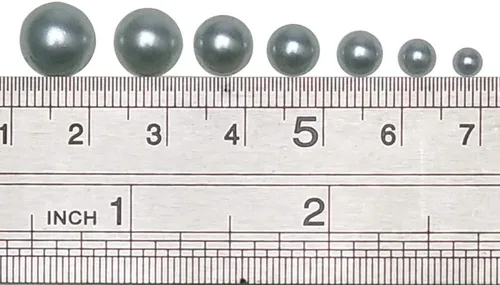 Miniatura 2 de Chenkou Craft 1900 piezas surtidas de 7 tamaños (3/4/5/6/7/8/0.394 in), cuentas azules de imitación de media perla con parte trasera plana, cuentas