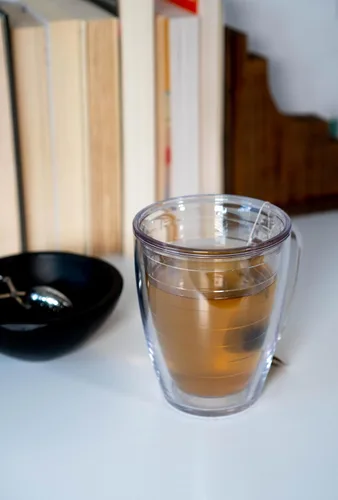 Miniatura 6 de Tervis Vaso de viaje de doble pared transparente y colorido fabricado en Estados Unidos, taza de 16 onzas, mantiene las bebidas frías y calientes
