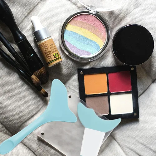 Miniatura 5 de 4 plantillas todo en uno para delineador de ojos, puntas de alas + plantillas de sombra de ojos + deflector de silicona, herramienta de guía de Azul