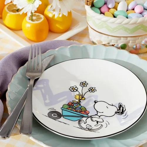 Miniatura 7 de Lenox 895684 Peanuts Easter Snoopy - Juego de platos decorativos de 4 piezas, vajilla de primavera