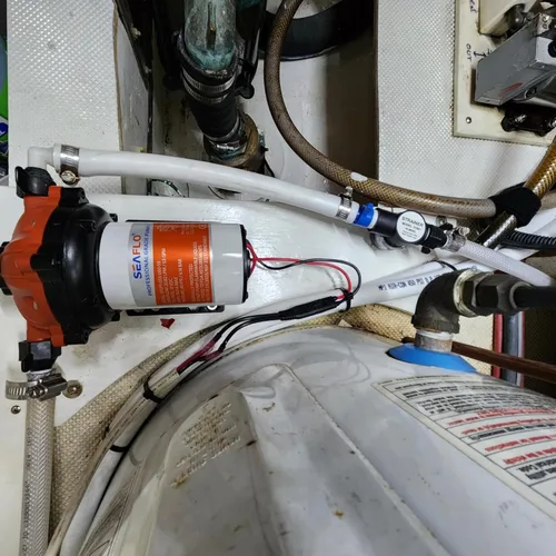 Miniatura 13 de SEAFLO bomba de agua de diafragma de alta presión, 12V, 5.5 GPM, 60 PSI