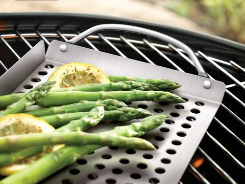 Miniatura 2 de Outset 76631 Rejilla de acero inoxidable para parrilla, sartén de barbacoa de 11 x 7 pulgadas con asas