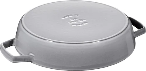 Miniatura 3 de Sartén de hierro fundido con dos asas de STAUB, color gris grafito, 26 cm Gris (Graphite Gray)