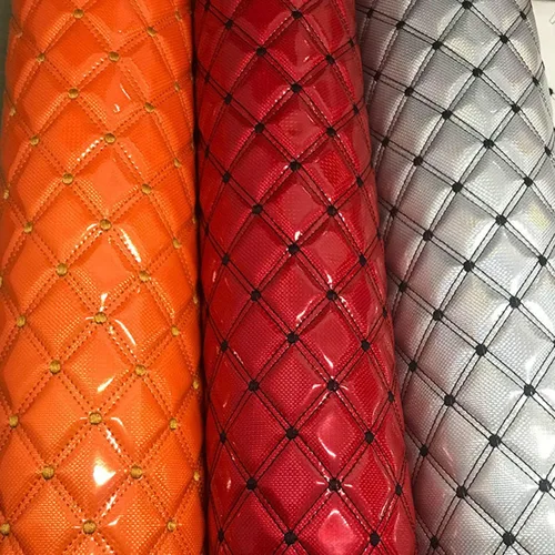 Tela de piel sintética gruesa y brillante, vinilo láser de 60 x 39 pulgadas, material acolchado de esponja de cuero bordado para tapicería, sofá,