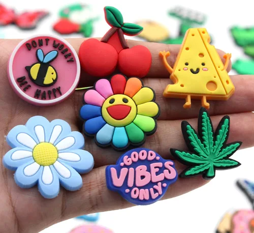 Miniatura 7 de Lbsidiety Cute Cartoon shoe charms PVC shoe Decoration for DIY clog Sandals Bracelets kid girls boy Teen Party Favor Gifts