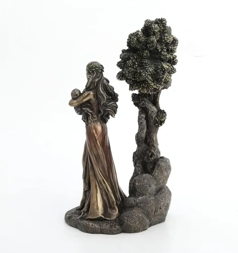 Miniatura 6 de Estatua irlandesa con acabado de bronce de la diosa de los Tuatha de Danann