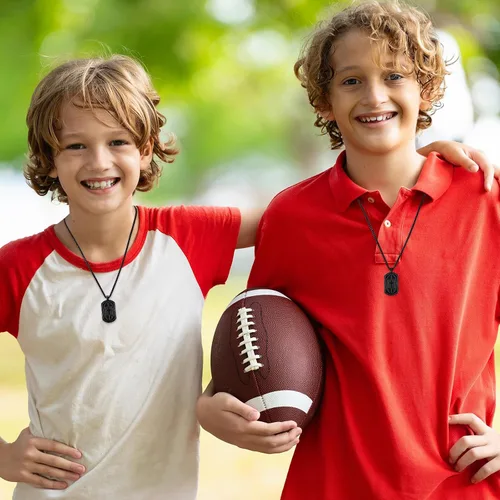 Miniatura 2 de Collar de cruz de versículo bíblico de fútbol para hombres, regalo religioso de acero inoxidable, joyería deportiva de fútbol, regalos de Pascua