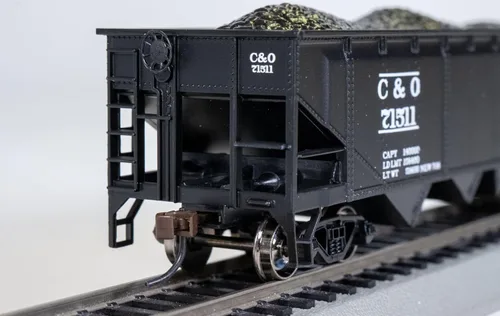 Miniatura 4 de Bachmann Industries 40' Quad Hopper & O # 71511 (escala HO)