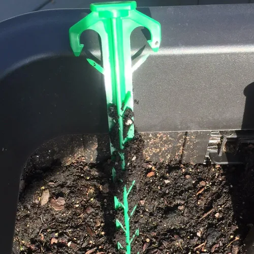 Miniatura 5 de Estacas de jardín resistentes de 6 pulgadas fabricadas en Estados Unidos. Potencia de sujeción más fuerte frente a las estacas de metal