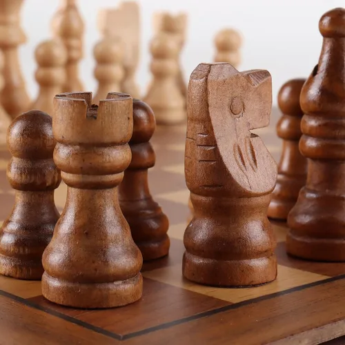 Miniatura 6 de GSE Games & Sports Expert Juego de ajedrez magnético de 10 pulgadas, juego de mesa de ajedrez de madera con cajones, juego de mesa de viaje portátil