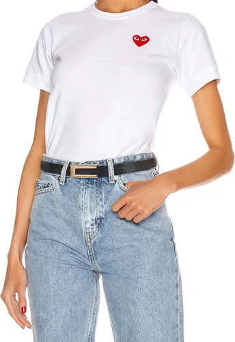 Miniatura 440 de Cinturón de cuero clásico con hebilla de metal para mujer con vestido de jeans