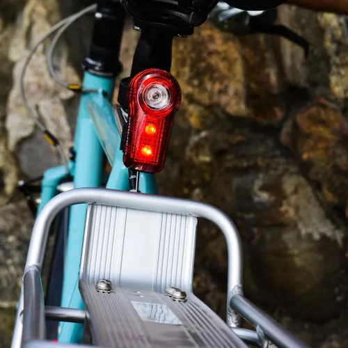 Miniatura 5 de Planet Bike Luz trasera de bicicleta USB Superflash