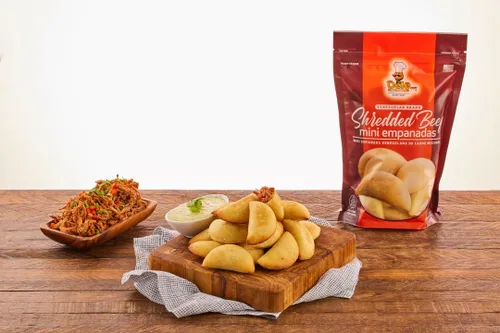 Miniatura 5 de DELE FOOD Empanada de carne rallada, 3 onzas (8 unidades) – Aperitivo congelado sin gluten con masa de harina de maíz y relleno de carne salada