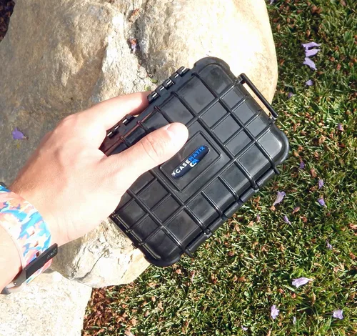 Miniatura 4 de CASEMATIX Funda de viaje compatible con GPS Garmin inReach Messenger Satellite Communicator y accesorios en una carcasa resistente e impermeable