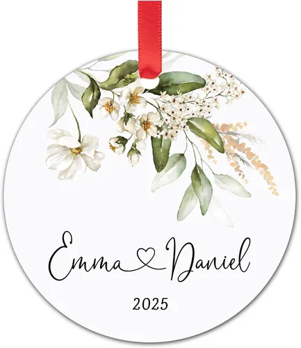 Miniatura 16 de Yippee Daisy Adorno de campamento personalizado – 10º aniversario para él y ella – 10 años casados juntos – Adorno de Navidad para parejas – 2025