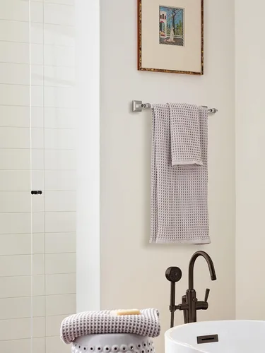 Miniatura 2 de Amerock BH36063CG10 Barra de Toalla Transparente/Níquel Cepillado Toallero de 457 mm Glacio Portarrollos de Baño Accesorios de Baño