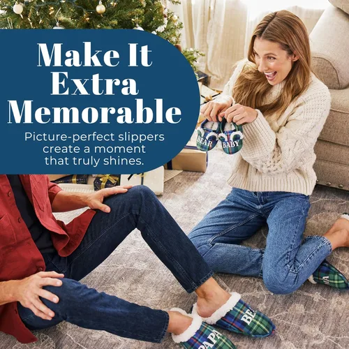 Miniatura 2 de Dearfoams - Pantuflas de Navidad para mujer, para mamá, linda pantuflas a juego para pijamas familiares, con texto en inglés Mama Bear (mamá osa)
