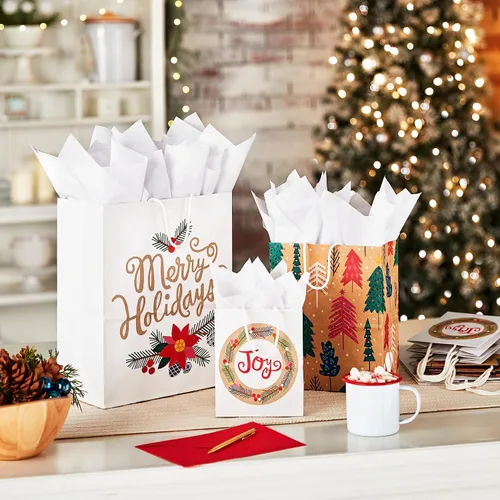 Miniatura 2 de Hallmark Bolsas de regalo navideñas (8 bolsas: 3 pequeñas de 6 pulgadas, 3 medianas de 9 pulgadas, 2 grandes de 13 pulgadas), papel kraft reciclable