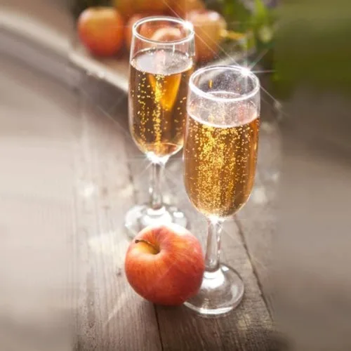 Miniatura 2 de Aceite de fragancia Champagne Apple & Honey (nuestra versión de la marca) (botella de 16 onzas) para hacer velas, hacer jabón, hacer tartas